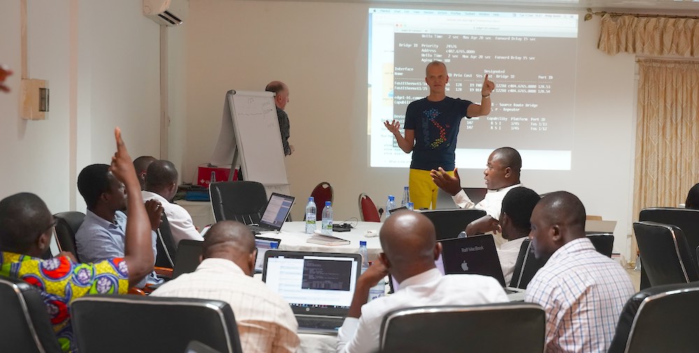 Learn about best practices for building campus networks.
